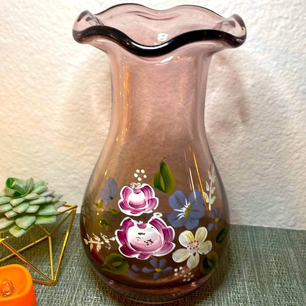 💐 Hand Painted Lilac Glass Vase 💐